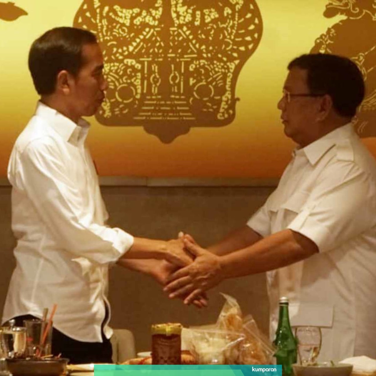 Jokowi bertemu Prabowo, makan siang bersama