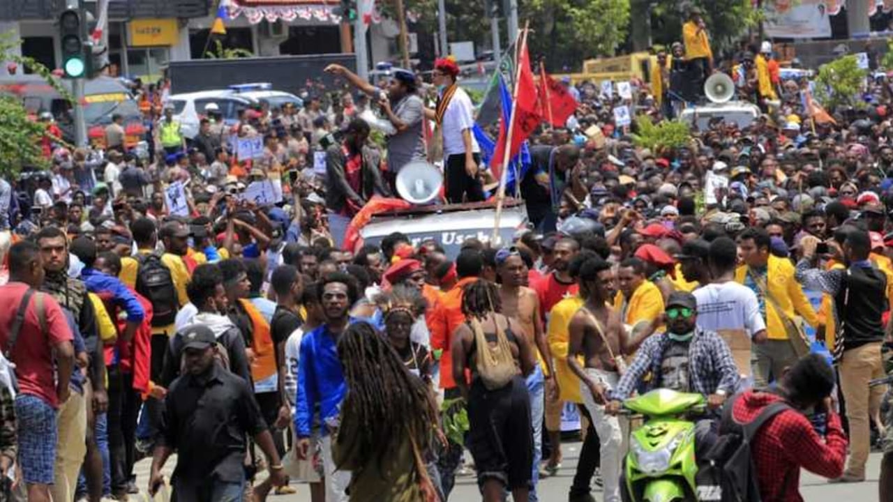 Aksi massa di Papua