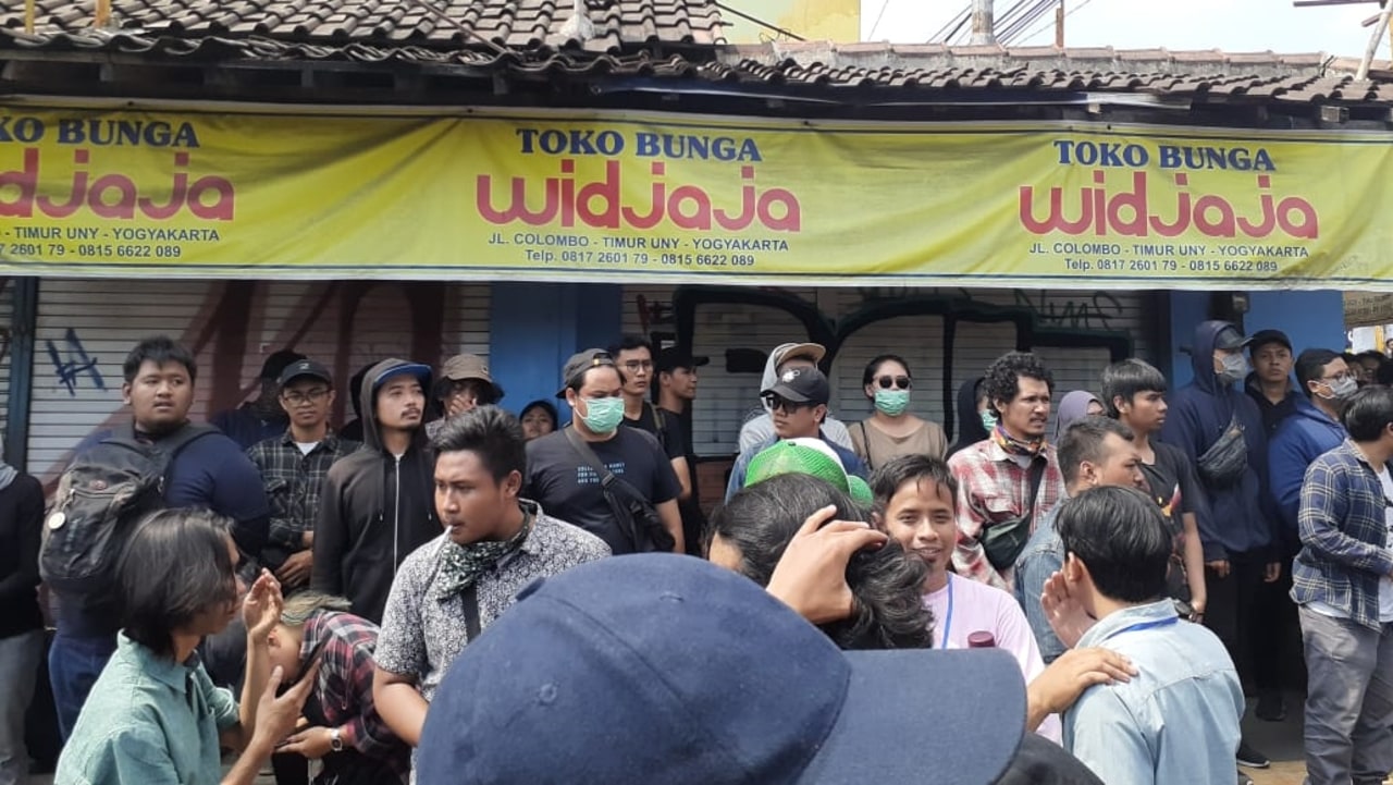 LIPSUS, UU KEBUT SEBULAN, Aksi mahasiswa, Jalan Gejayan, Sleman, Daerah Istimewa Yogyakarta