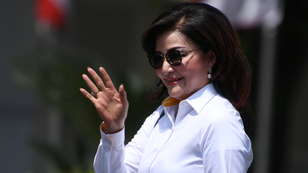 Christiany Eugenia Tetty Paruntu, Istana Kepresidenan