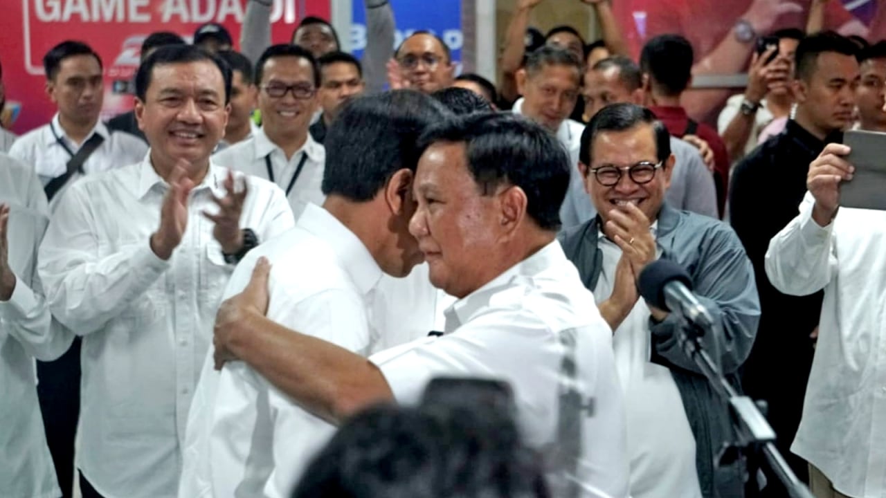 LIPSUS Prabowo, Pertemuan Prabowo Jokowi di MRT