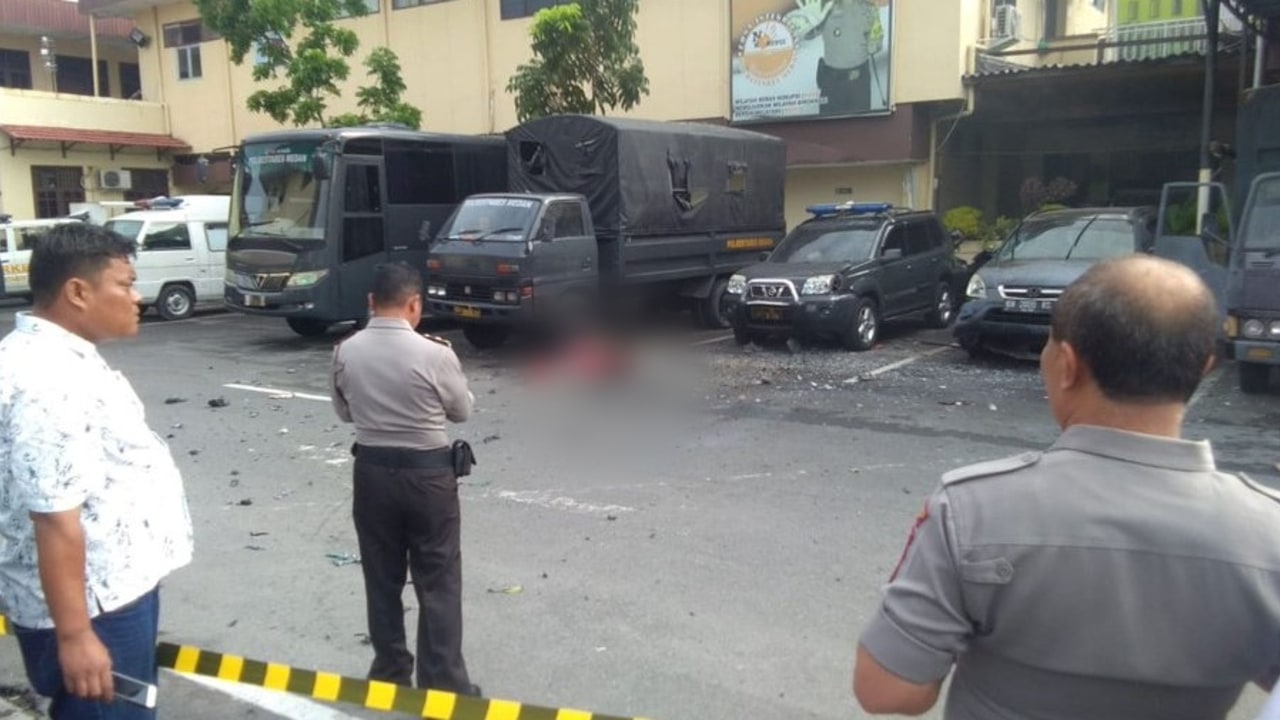 bom bunuh diri di Polrestabes Medan
