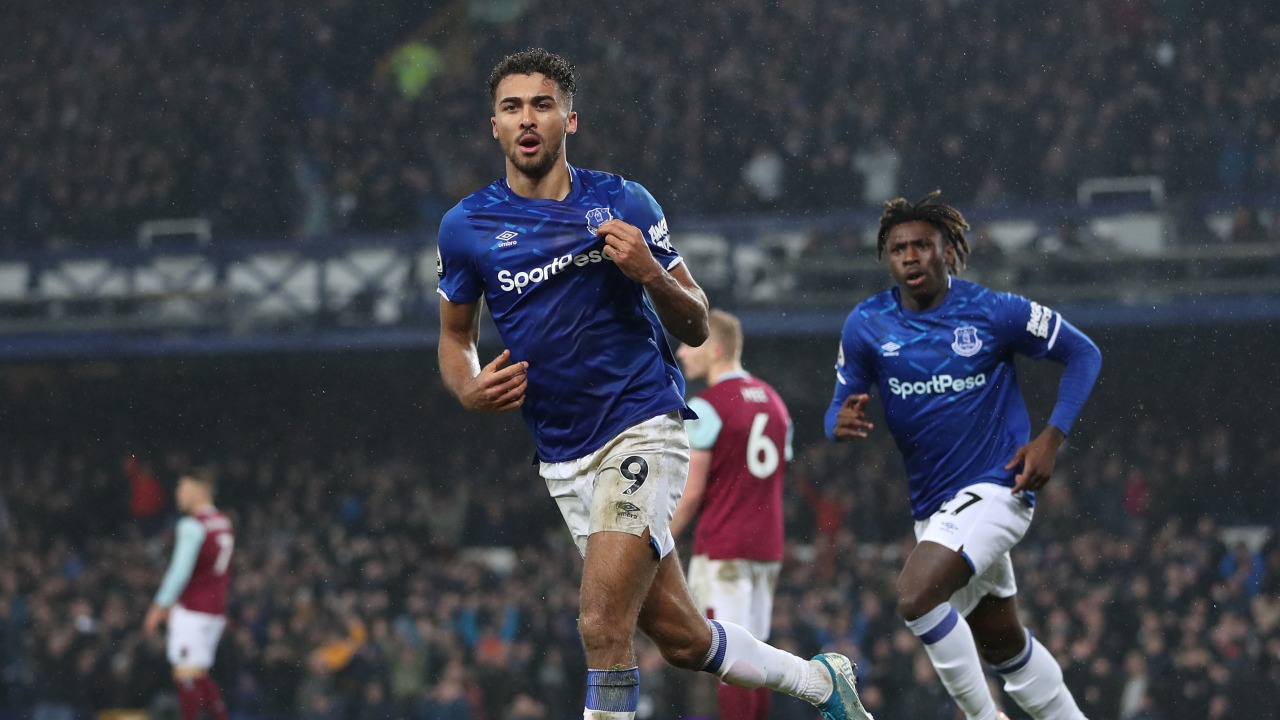 Resmi Everton Perpanjang Kontrak Dominic CalvertLewin hingga 2025