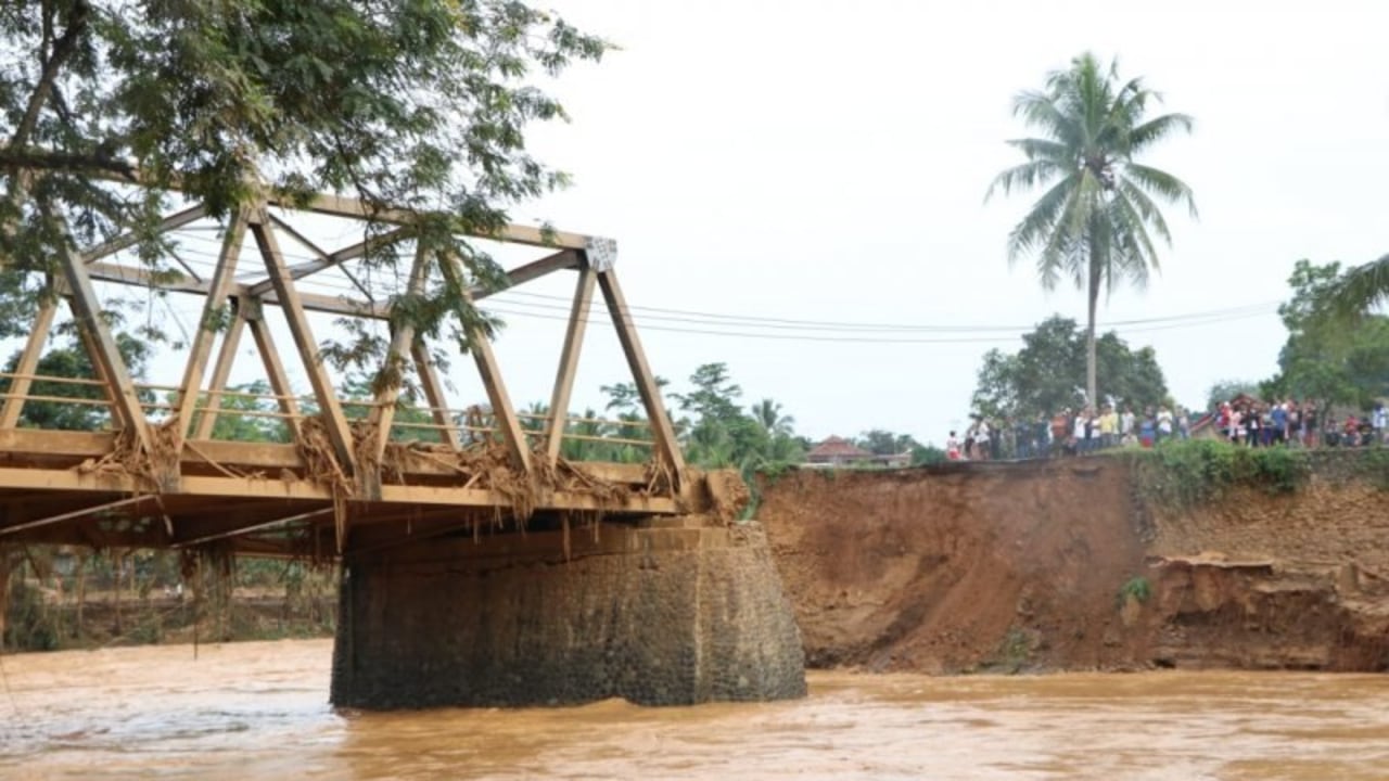 banjir bandang di Kabupaten Lebak, Banten