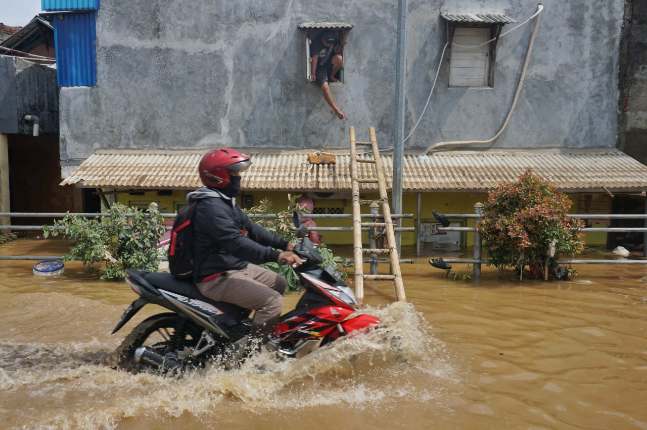 Banjir di Kampung Pulo