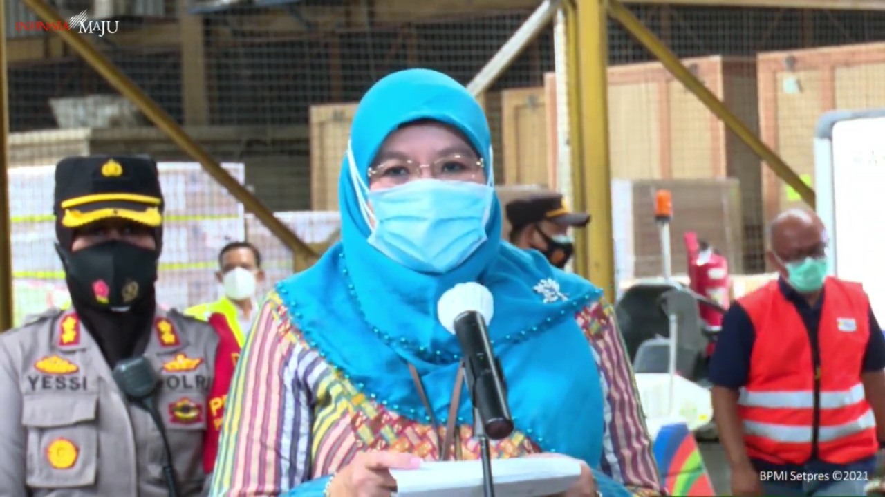 Siti nadia-  Vaksin sinovac tiba di Indonesia