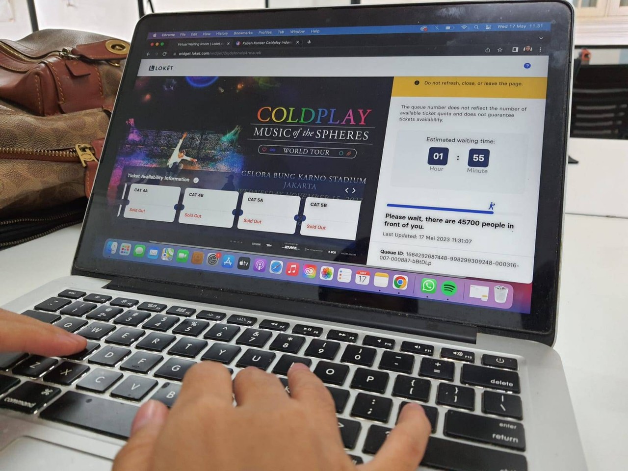 Ilustrasi war tiket Coldplay