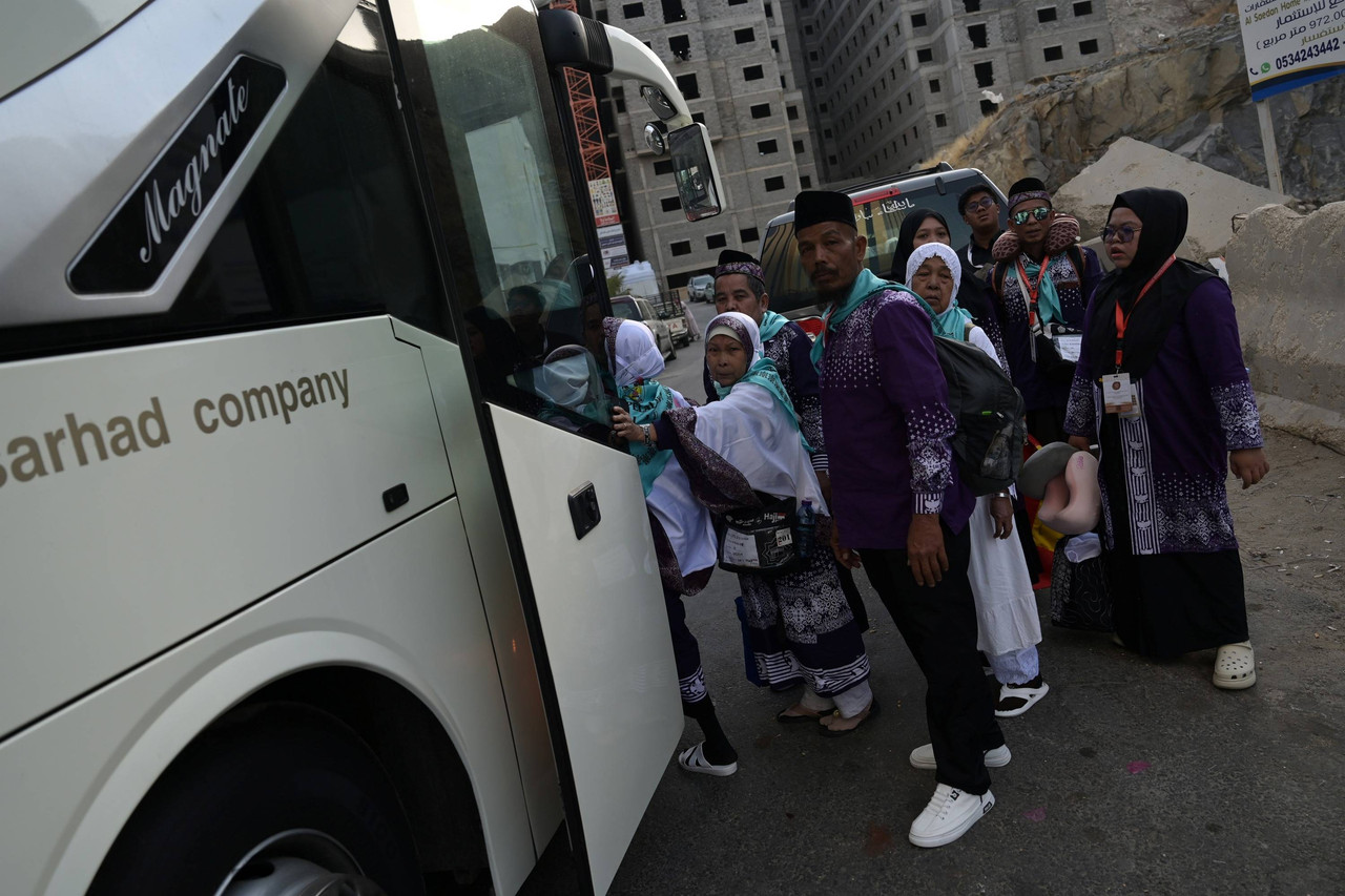 Haji 2024 - Jemaah Gelombang Dua Berangkat ke Madinah