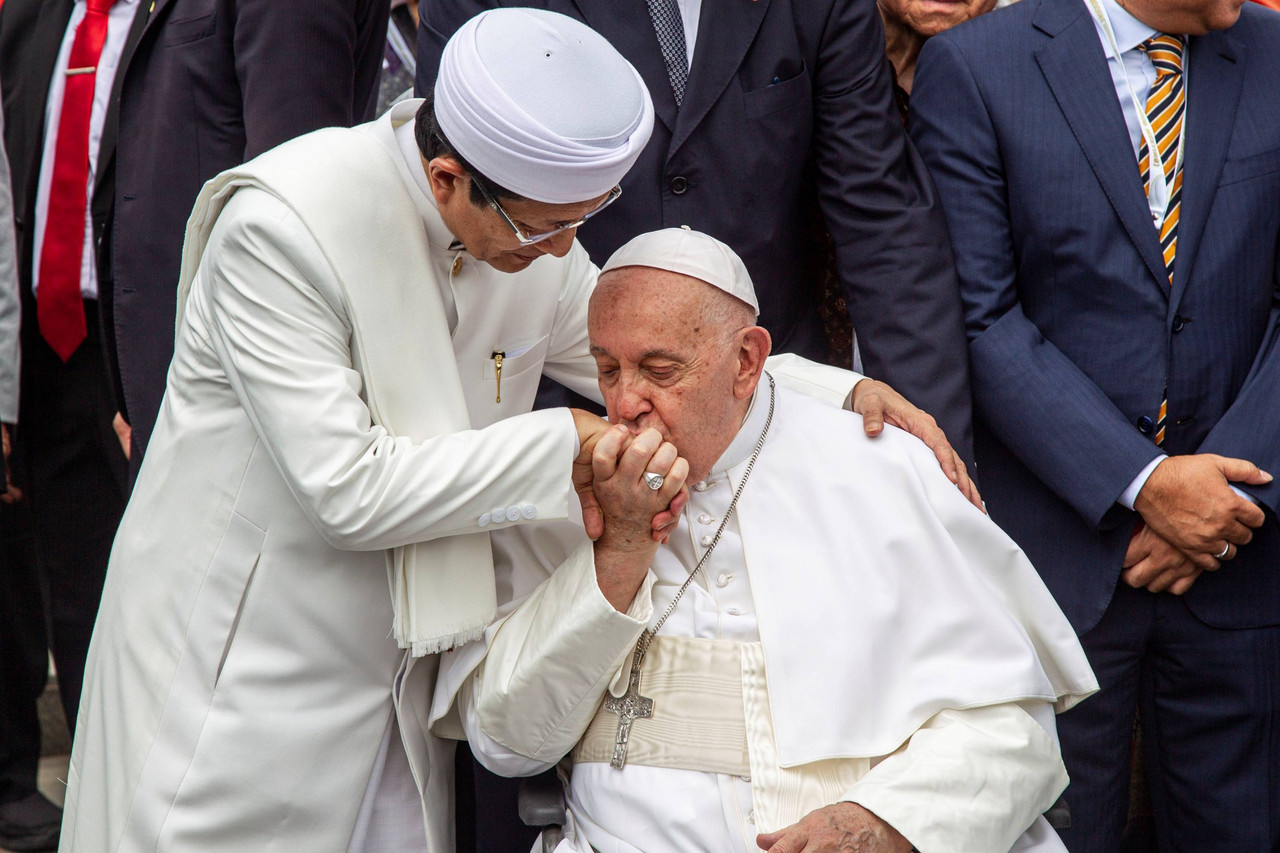 Paus Fransiskus di Masjid Istiqlal