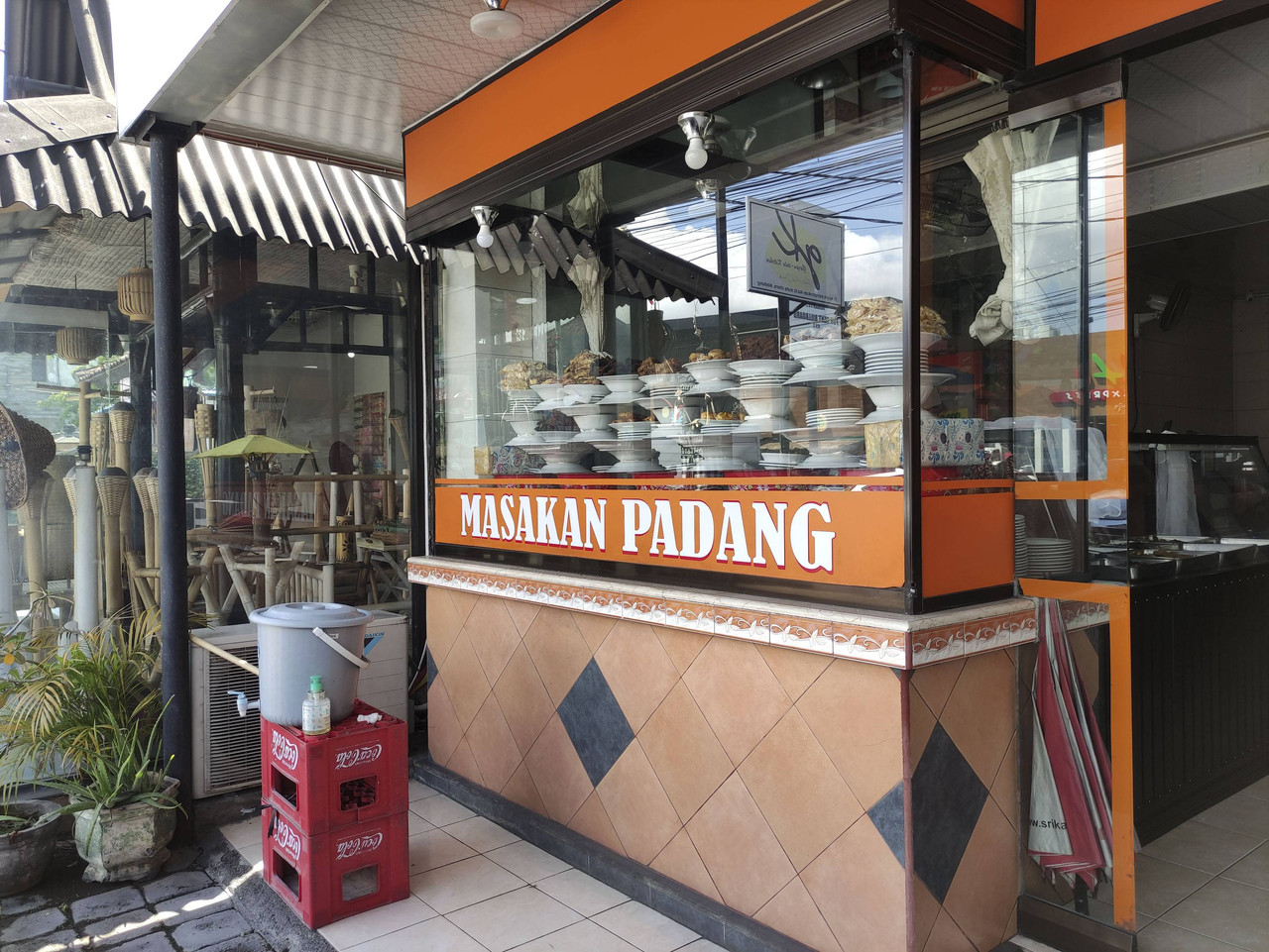 Ilustrasi rumah makan Padang