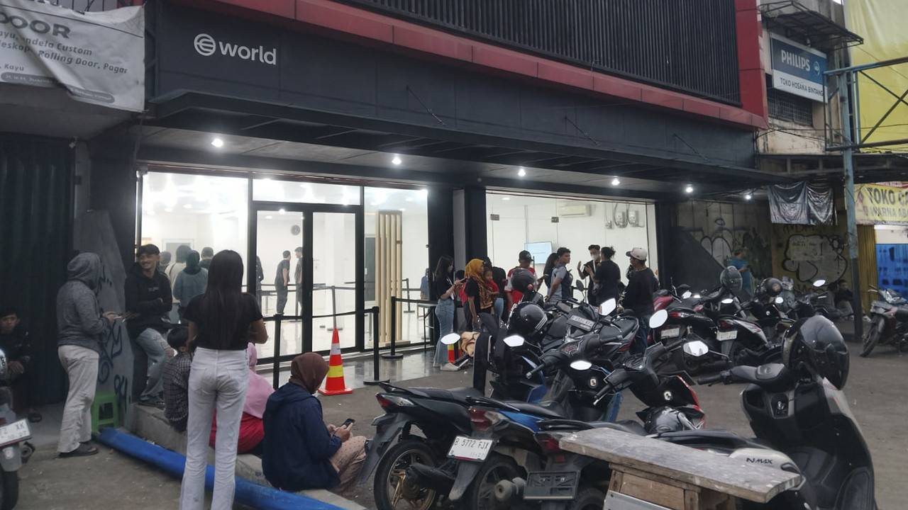 kantor WorldCoin yang telah ditutup di Bekasi