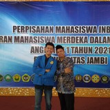Ilham Mansis