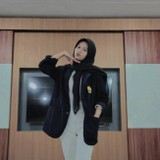 Putri Riza Febriana Aurellia
