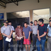 tulisan kaos lucu unik Ganjar Disorot Gara gara Kaos Gubernur Garis Lucu tulisan kaos lucu unik Ganjar Disorot Gara gara Kaos Gubernur Garis Lucu