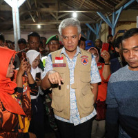 tulisan kaos lucu unik Dikomplain soal Dominasi Kain Jawa Tengah di Bali Ini tulisan kaos lucu unik Dikomplain soal Dominasi Kain Jawa Tengah di Bali Ini