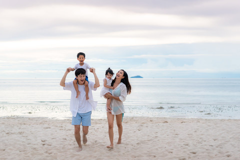 Ilustrasi liburan keluarga ke Banyuwangi. Foto: Travelpixs/Shutterstock