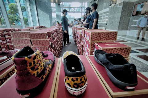 Sepatu Vans ori.  Foto: Jamal Ramadhan/kumparan