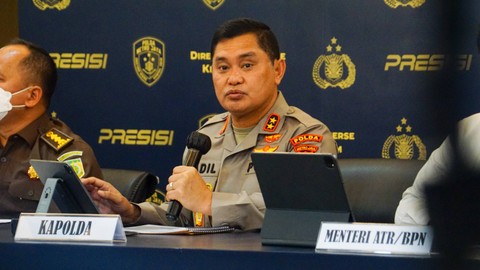 Kapolda Metro Jaya Irjenpol Fadil Imran di Konpers Mafia Tanah.
 Foto: Iqbal Firdaus/kumparan