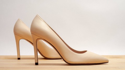 Ilustrasi Heels yang Cocok untuk Kaki Lebar. Foto: 8th.creator/Shutterstock