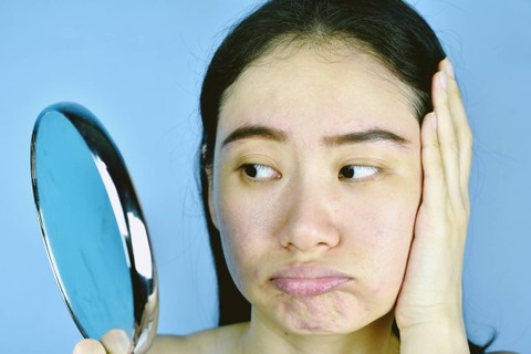Ilustrasi pori-pori pada kulit perempuan. Foto: ARTFULLY PHOTOGRAPHER/Shutterstock