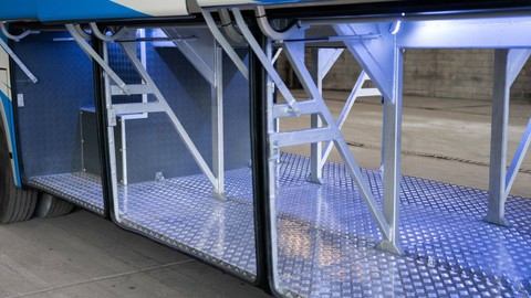 Karoseri Trijaya Union merilis bus baru Dehanda Triun DX.   Foto: Trijaya Union