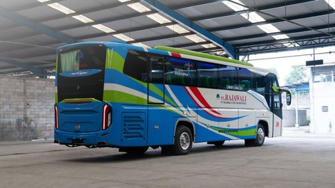 Karoseri Trijaya Union merilis bus baru Dehanda Triun DX.   Foto: Trijaya Union