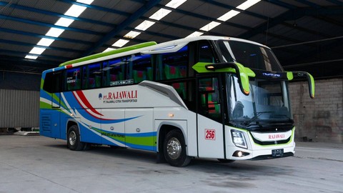 Karoseri Trijaya Union merilis bus baru Dehanda Triun DX.
 Foto: Trijaya Union