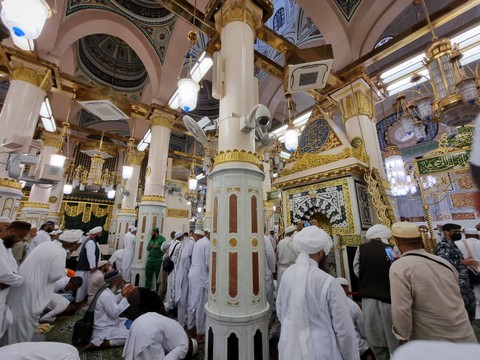 Antre menuju Raudhah di Masjid Nabawi.   Foto: Muhammad Iqbal/kumparan
