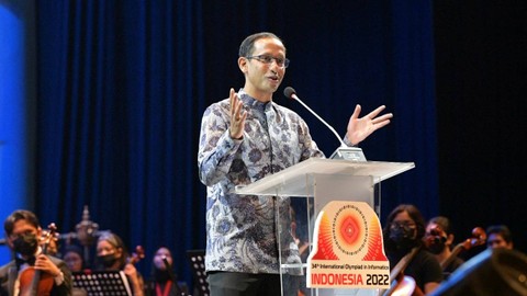 Menteri Pendidikan, Kebudayaan, Riset, dan Teknologi (Mendikbudristek), Nadiem Anwar Makarim pada pembukaan IOI 2022 di Yogyakarta. Foto: Dok. Istimewa