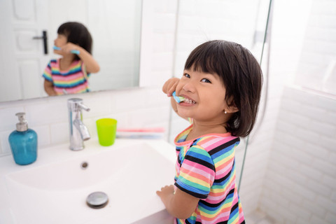 Ilustrai anak sikat gigi. Foto: Shutterstock