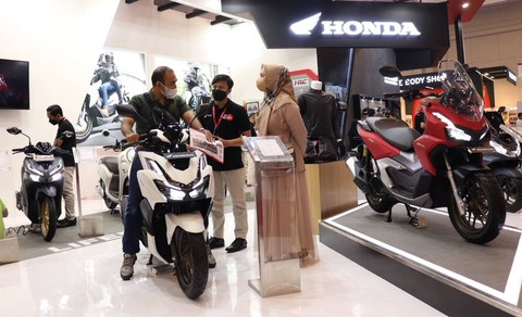 Honda Vario 160 dan ADV160 di GIIAS 2022.  Foto: Dok. Istimewa