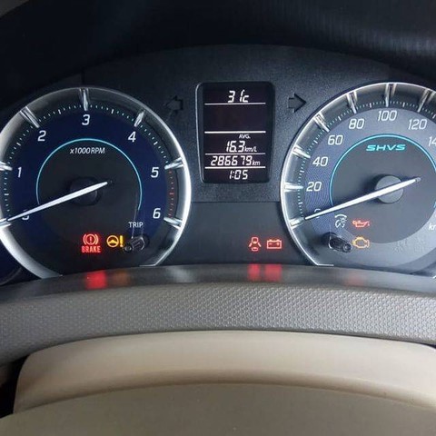 Display Speedometer dan RPM pada Suzuki Ertiga Diesel.  Foto: Komunitas Suzuki Ertiga Diesel Indonesia.