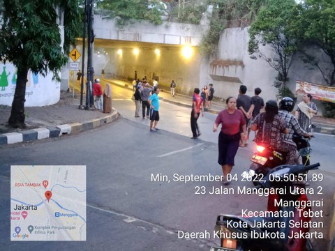 Tawuran di Terowongan Manggarai Utara, Minggu (54/9/2022). Foto: Dok. Istimewa