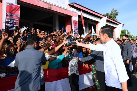 Jokowi Bicara Ciri-ciri Pemimpin yang Pikirkan Rakyat: Rambutnya Putih Semua (1)