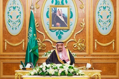 Raja Salman dalam upacara di Istana Al Salam Jeddah, Selasa (20/9/2022). Foto: Dok. KBRI RIyadh