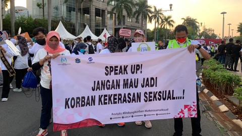 Suasana acara gerak jalan dan kampanye UU TPKS di Bundaran HI, Jakarta, Minggu (25/9/2022). Foto: Luthfi Humam/kumparan