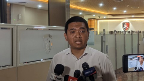 Mantan Ketua Wadah Pegawai KPK, Yudi Purnomo Harahap, di Bareskrim Polri, Kamis (29/9). Foto: Jonathan Devin/kumparan