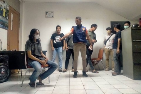 Polisi Tetapkan 3 Tersangka Kasus Penganiayaan Wartawan dan Warga di Karawang (1)