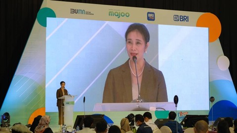 Direktur Bisnis Konsumer BRI Handayani bersama PT Majoo Teknologi Indonesia (Majoo). Foto: Dok. BRI
