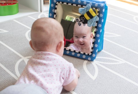 Ilustrasi mainan bayi. Foto: Ana Sha/Shutterstock