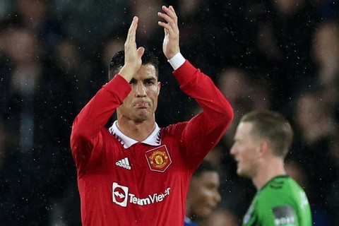 Raphael Varane Akui Pernyataan Ronaldo Berdampak Besar Bagi Para Penggawa MU