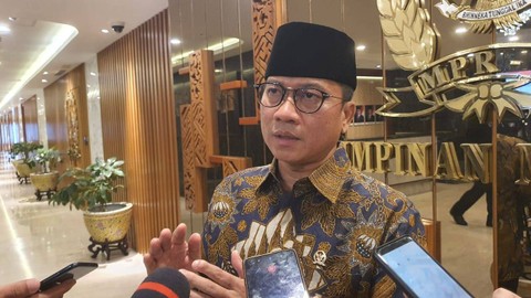 Wakil Ketua Umum PAN, Yandri Susanto di Kompleks Parlemen, Jakarta, Rabu (19/10). Foto: Zamachsyari/kumparan