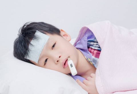 Anak Sakit Jelang Masuk Sekolah, Tetap Masuk atau Tunda Dulu? Foto: Shutterstock
