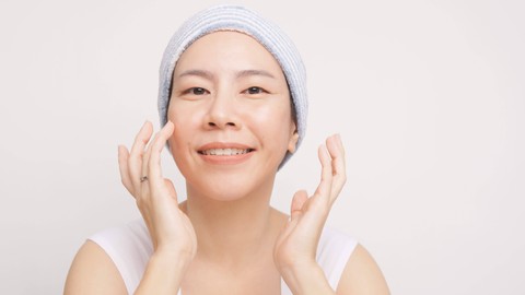 Ilustrasi rawat kulit dengan lembut. Foto: myboys.me/Shutterstock