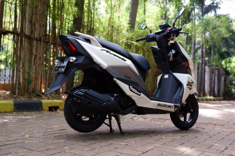 Suzuki Avenis 125.  Foto: Aditya Pratama Niagara/kumparan