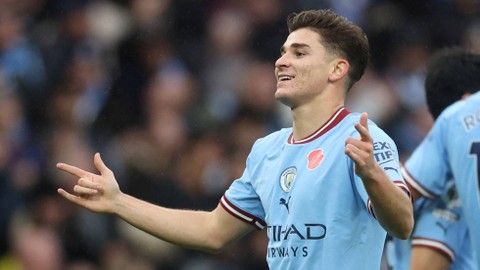 4 Pemain Man City yang Tampil Tumpul saat Diimbangi Everton di Liga Inggris (3)