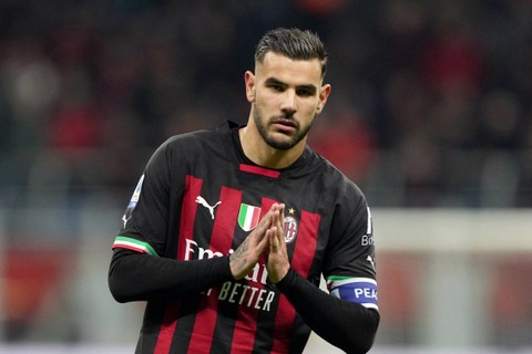 4 Penggawa AC Milan yang Tampil Heroik saat Iris Tipis Spezia di Liga Italia (2)