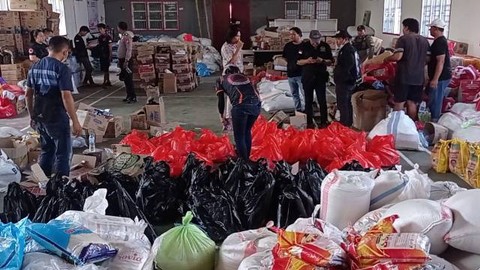 Warga Protes BPBD Minsel Tunda Penyaluran Bantuan untuk Korban Bencana Amurang