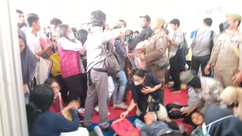 Job Fair Batam 2022 Diserbu Pencari Kerja, Berdesakan hingga Ada yang Pingsan