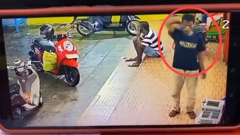 Celingak-celinguk di Depan Toko, Pria Ini Ternyata Maling Helm